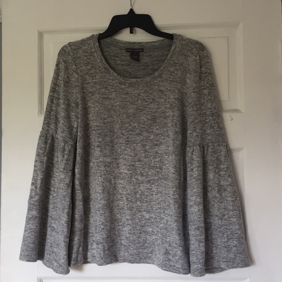 Gray Bell Sleeve Sweater - Picture 2 of 4